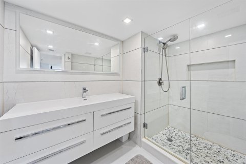 Купить кондоминиум в Ривьера-Бич, Флорида 5 комнат, 149.02м2, № 2082607 - фото 10