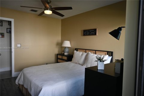 Снять в аренду виллу или дом в Веллингтон, Флорида 4 спальни, 198.81м2, № 1963479 - фото 16