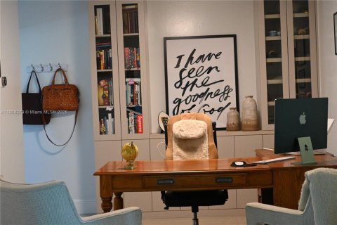 Снять в аренду виллу или дом в Веллингтон, Флорида 4 спальни, 198.81м2, № 1963479 - фото 12