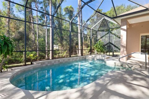House in Ormond Beach, Florida 3 bedrooms, 240.25 sq.m. № 1519188 - photo 2