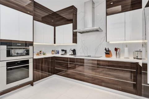 Купить виллу или дом в Майами, Флорида 6 спален, 314.94м2, № 2056046 - фото 15