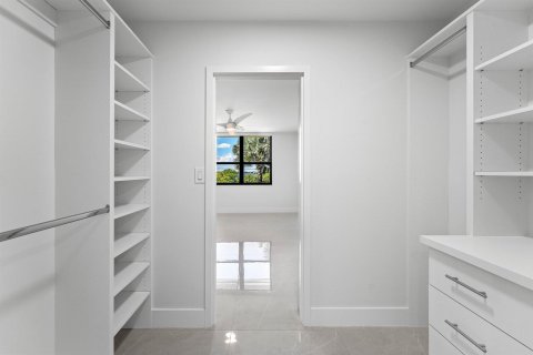 Condo in Riviera Beach, Florida, 2 bedrooms № 2088011 - photo 21