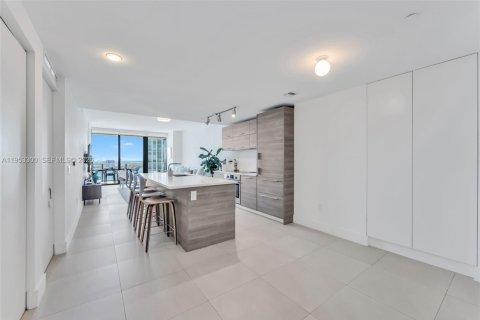 Copropriété à vendre à Miami, Floride: 2 chambres, 111.3 m2 № 2008866 - photo 16