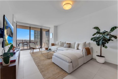 Copropriété à vendre à Miami, Floride: 2 chambres, 111.3 m2 № 2008866 - photo 7