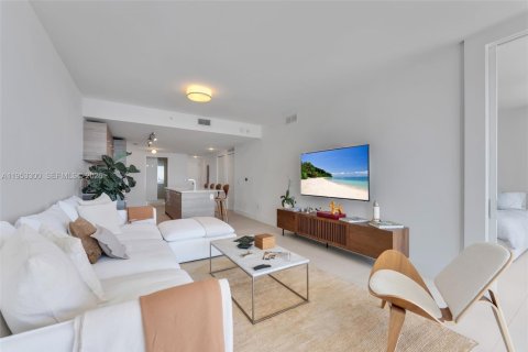 Copropriété à vendre à Miami, Floride: 2 chambres, 111.3 m2 № 2008866 - photo 8