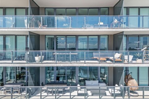 Copropriété à vendre à Miami, Floride: 2 chambres, 111.3 m2 № 2008866 - photo 11