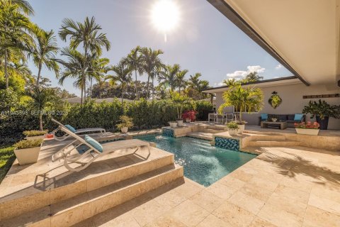 House in Miami Shores, Florida 3 bedrooms, 193.7 sq.m. № 2003984 - photo 30