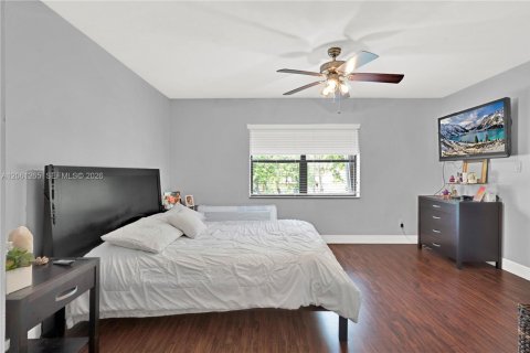 Touwnhouse à louer à Miami, Floride: 2 chambres, 130.06 m2 № 2177548 - photo 25