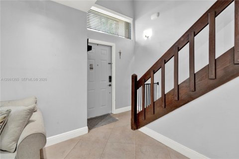 Touwnhouse à louer à Miami, Floride: 2 chambres, 130.06 m2 № 2177548 - photo 5