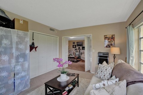 Condominio en venta en Pompano Beach, Florida, 3 dormitorios, 129.13 m2 № 2192824 - foto 24