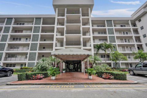 Condominio en venta en Pompano Beach, Florida, 3 dormitorios, 129.13 m2 № 2192824 - foto 2