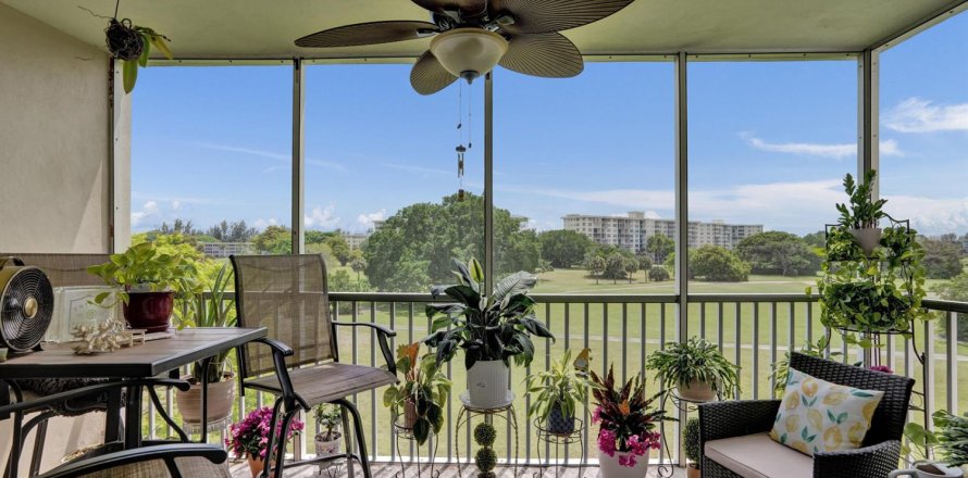 Condominio en Pompano Beach, Florida, 3 dormitorios № 2192824