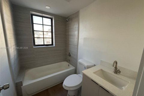 Copropriété à louer à Miami Beach, Floride: 1 chambre, 42.92 m2 № 2174389 - photo 2