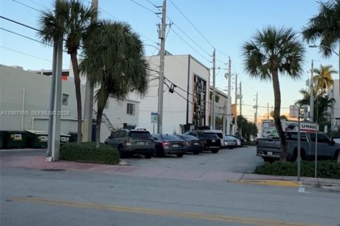 Copropriété à louer à Miami Beach, Floride: 1 chambre, 42.92 m2 № 2174389 - photo 12