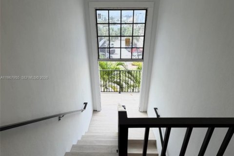 Copropriété à louer à Miami Beach, Floride: 1 chambre, 42.92 m2 № 2174389 - photo 7