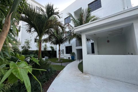 Copropriété à louer à Miami Beach, Floride: 1 chambre, 42.92 m2 № 2174389 - photo 5