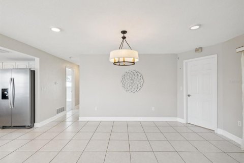 Villa ou maison à louer à Clearwater, Floride: 3 chambres, 201.32 m2 № 1831730 - photo 16
