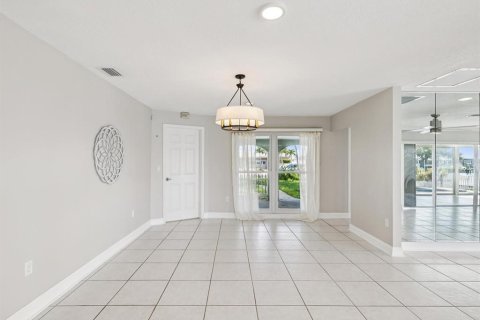 Villa ou maison à louer à Clearwater, Floride: 3 chambres, 201.32 m2 № 1831730 - photo 18