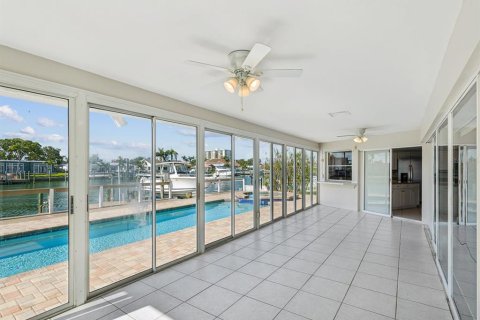 Villa ou maison à louer à Clearwater, Floride: 3 chambres, 201.32 m2 № 1831730 - photo 20