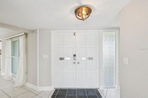 Villa ou maison à louer à Clearwater, Floride: 3 chambres, 201.32 m2 № 1831730 - photo 8