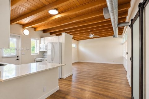 Casa en venta en Fort Lauderdale, Florida, 3 dormitorios, 110.74 m2 № 2385278 - foto 25