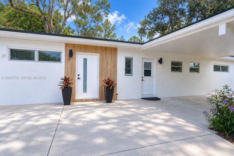 Casa en venta en Fort Lauderdale, Florida, 3 dormitorios, 110.74 m2 № 2385278 - foto 5