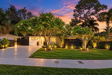 Casa en Fort Lauderdale, Florida 3 dormitorios, 110.74 m2 № 2385278