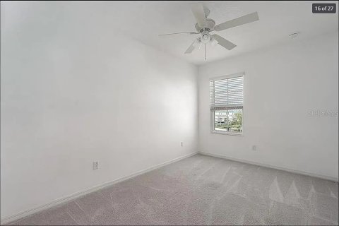 Townhouse in Parrish, Florida 3 bedrooms, 169.27 sq.m. № 2377465 - photo 10