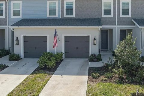 Townhouse in Parrish, Florida 3 bedrooms, 169.27 sq.m. № 2377465 - photo 2