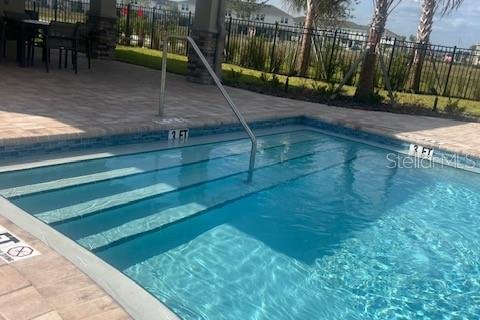 Townhouse in Kissimmee, Florida 2 bedrooms, 109.62 sq.m. № 2201765 - photo 18