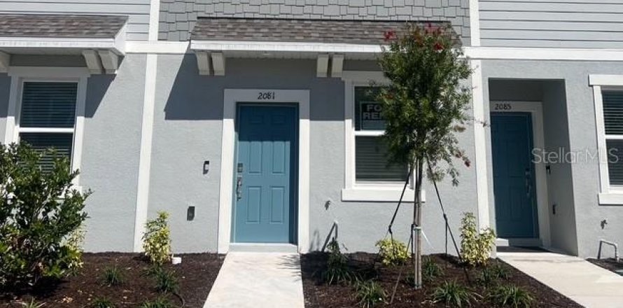 Townhouse in Kissimmee, Florida 2 bedrooms, 109.62 sq.m. № 2201765