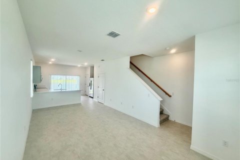 Touwnhouse à louer à Kissimmee, Floride: 2 chambres, 112.41 m2 № 2296566 - photo 6