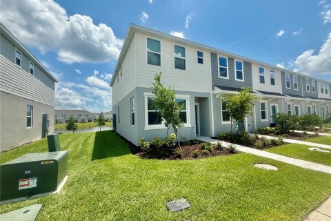 Touwnhouse à louer à Kissimmee, Floride: 2 chambres, 112.41 m2 № 2296566 - photo 2