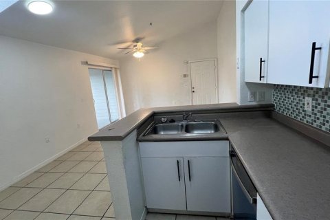 Copropriété à louer à Orlando, Floride: 1 chambre, 60.39 m2 № 2436885 - photo 14