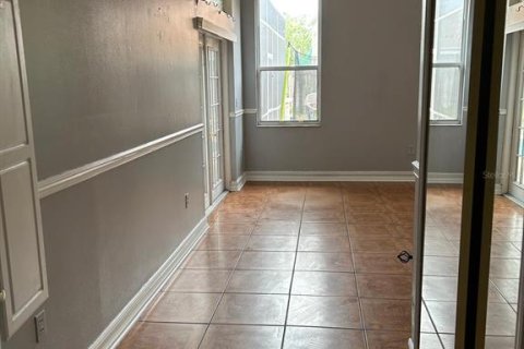 Villa ou maison à louer à Orlando, Floride: 4 chambres, 215.07 m2 № 2147482 - photo 12