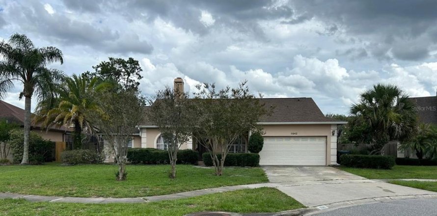 Villa ou maison à Orlando, Floride 4 chambres, 215.07 m2 № 2147482