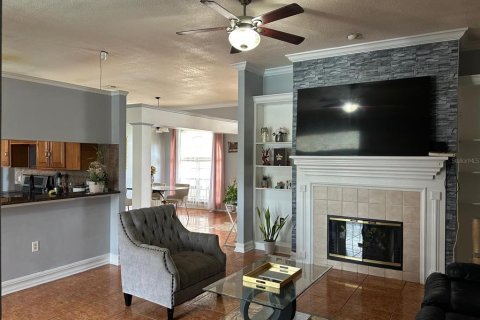 Villa ou maison à louer à Orlando, Floride: 4 chambres, 215.07 m2 № 2147482 - photo 6