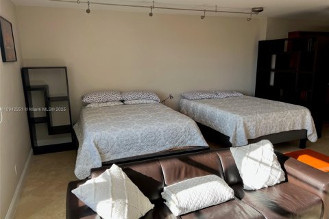 Condominio en alquiler en Miami Beach, Florida, 50.63 m2 № 2019375 - foto 5