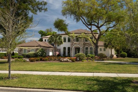 Casa en venta en Gainesville, Florida, 5 dormitorios, 661.74 m2 № 1609820 - foto 2