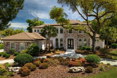 Casa en venta en Gainesville, Florida, 5 dormitorios, 661.74 m2 № 1609820 - foto 1