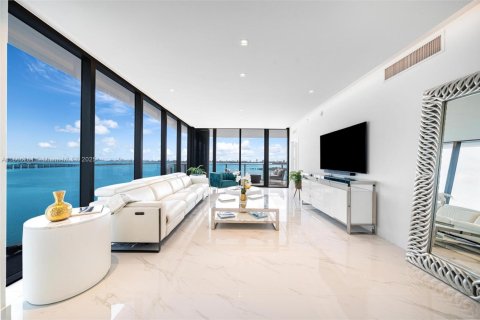 Copropriété à vendre à Miami, Floride: 4 chambres, 249.54 m2 № 1922658 - photo 1