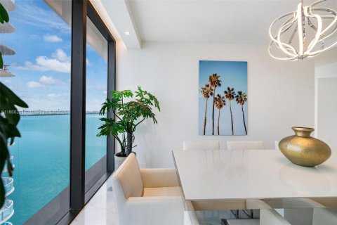 Copropriété à vendre à Miami, Floride: 4 chambres, 249.54 m2 № 1922658 - photo 4