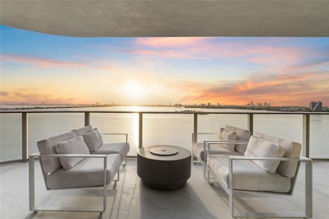 Copropriété à vendre à Miami, Floride: 4 chambres, 249.54 m2 № 1922658 - photo 6