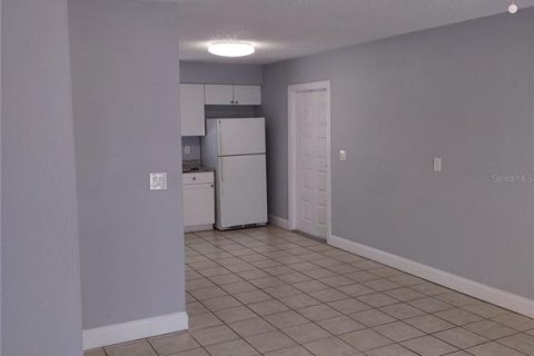 Appartement à louer à Tampa, Floride: 2 chambres, 88.26 m2 № 2339001 - photo 3