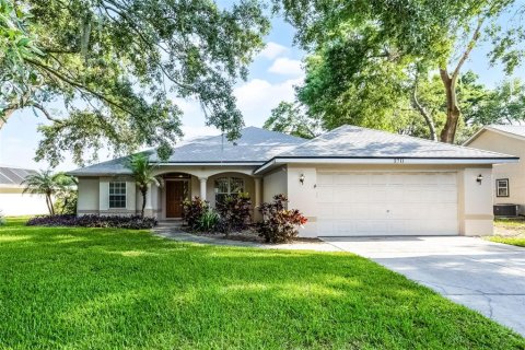 Casa en venta en Eustis, Florida, 3 dormitorios, 157.66 m2 № 1745233 - foto 1