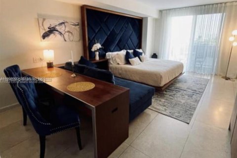 Студия в кондо в Майами, Флорида № 2049035