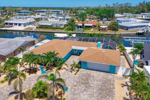 House in Bradenton, Florida 3 bedrooms, 158.77 sq.m. № 1630704 - photo 1