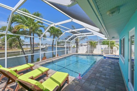 House in Bradenton, Florida 3 bedrooms, 158.77 sq.m. № 1630704 - photo 25