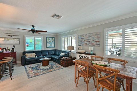 House in Bradenton, Florida 3 bedrooms, 158.77 sq.m. № 1630704 - photo 13