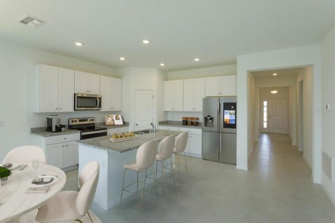 Casa en venta en Lady Lake, Florida, 4 dormitorios, 180.04 m2 № 1835875 - foto 2